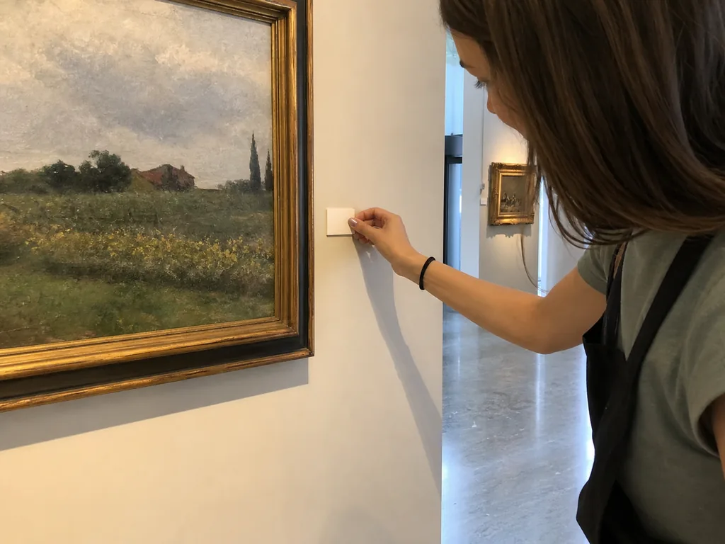 Opere su carta