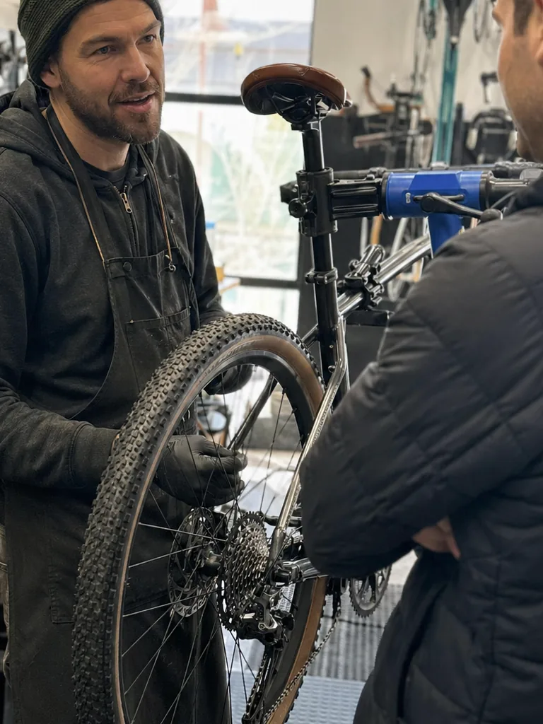 De fiets staat voorop