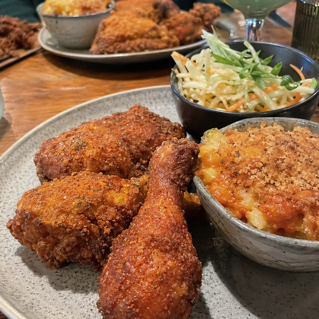 Chicken Restaurant — Chicken Restaurant (vue 4)
