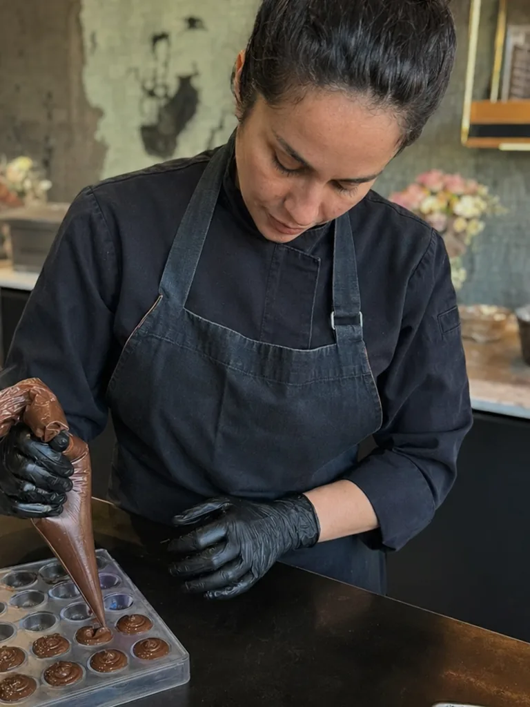 Là où le chocolat reste un métier, pas un emballage
