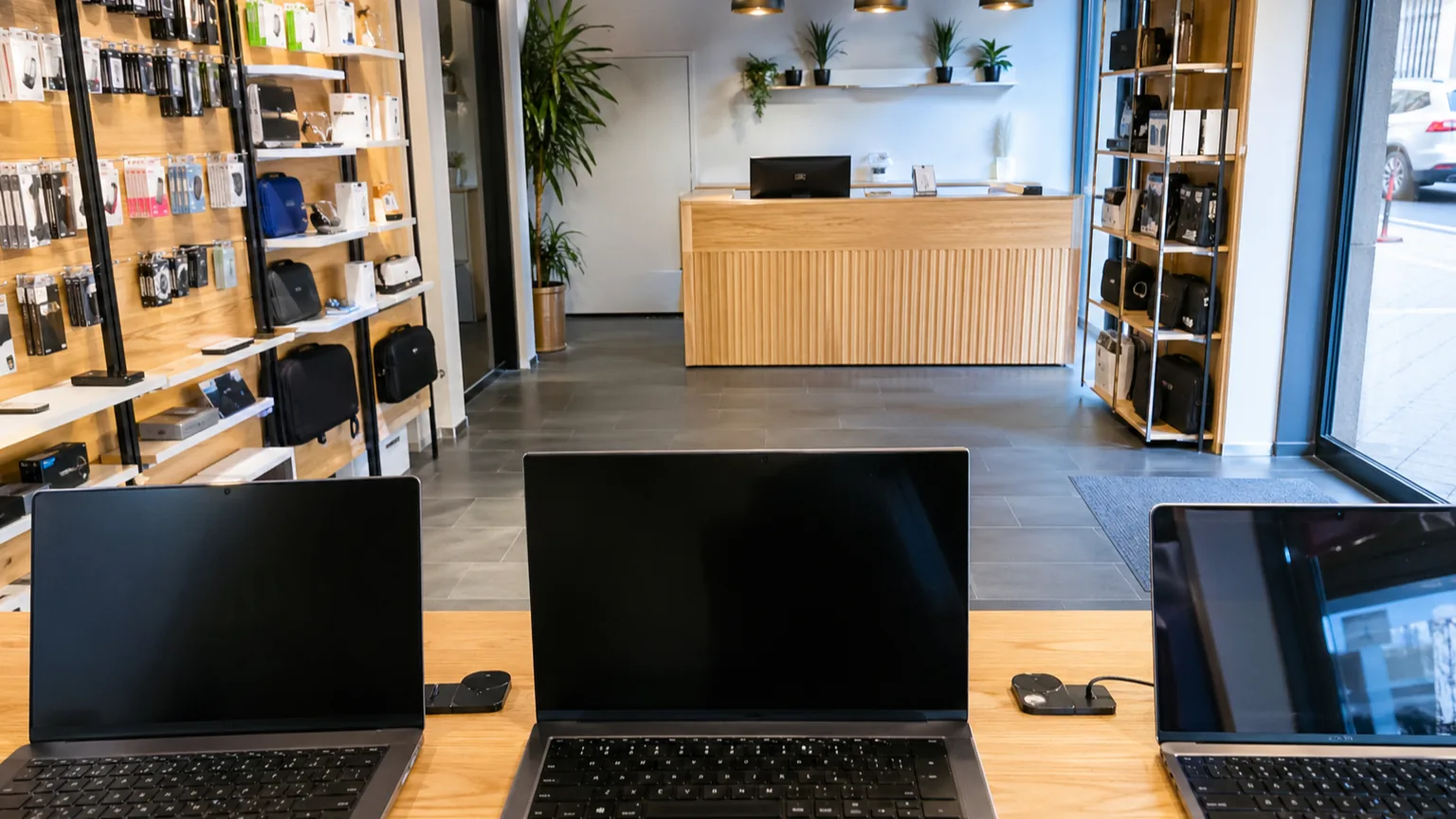 IT Outlet Store