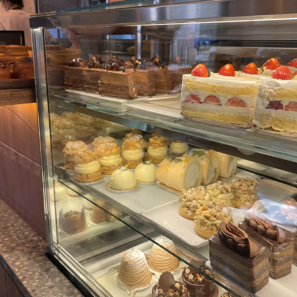 Dessert Shop — Dessert Shop (vue 3)