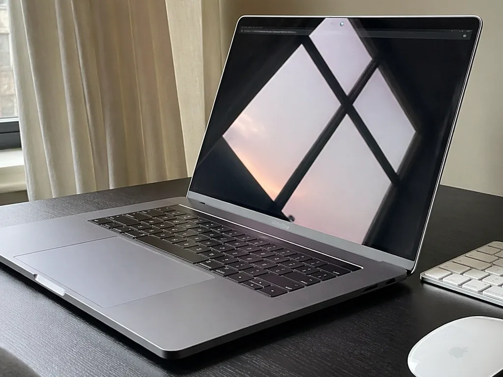 Computer & Laptops