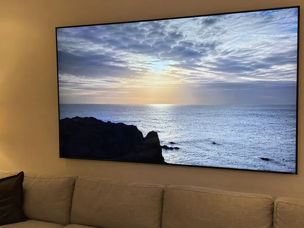 Fernseher & Monitore