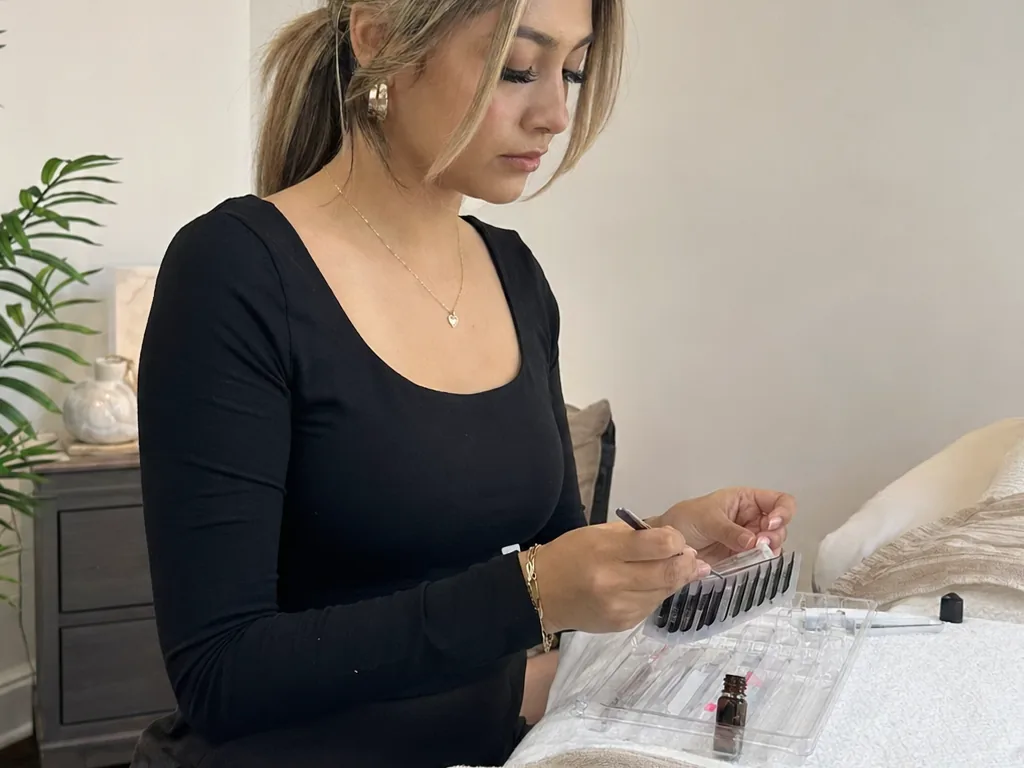 Laminazione sopracciglia e tinta