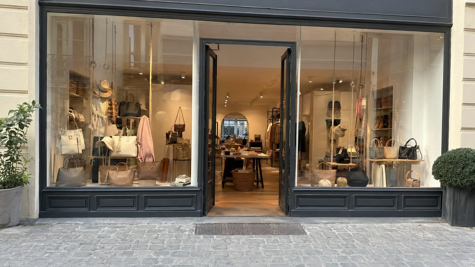 Fashion Accessories Store Studio