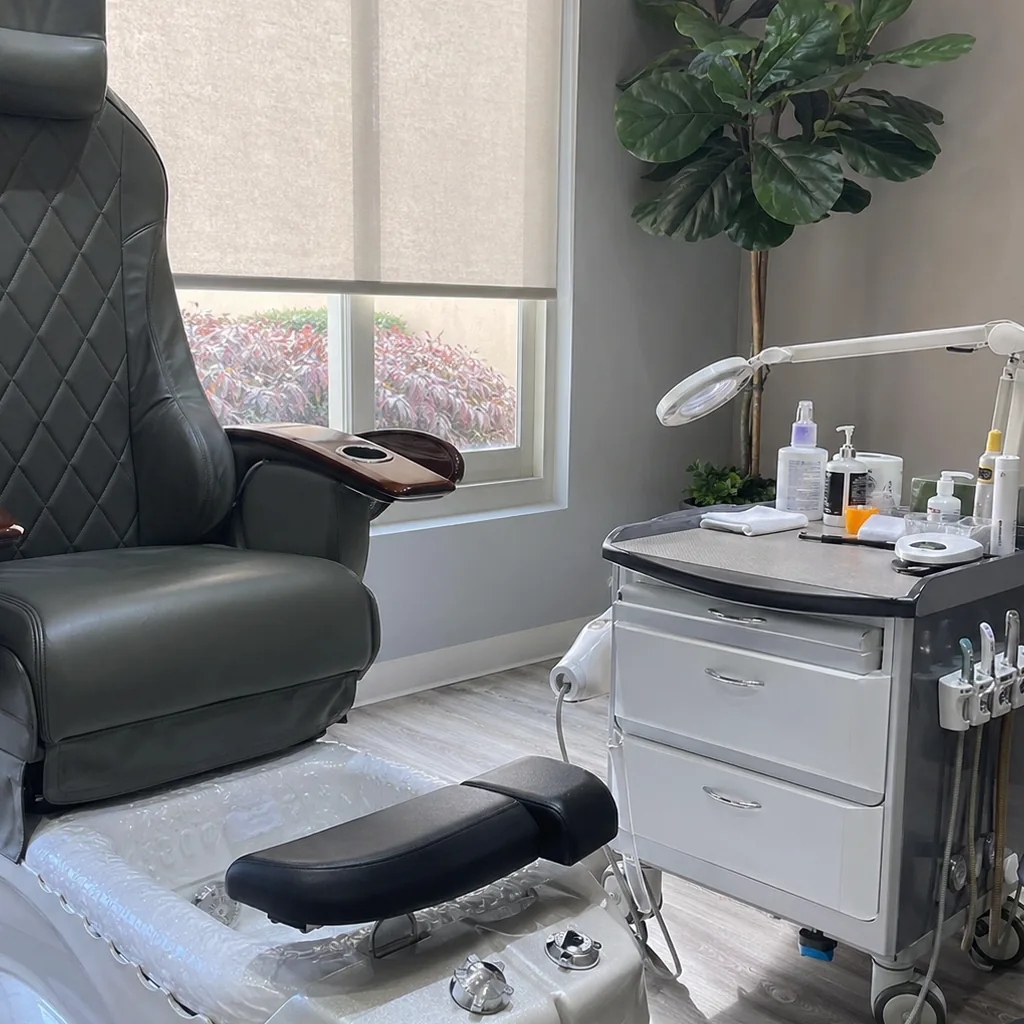 Foot Care — Foot Care (vue 1)