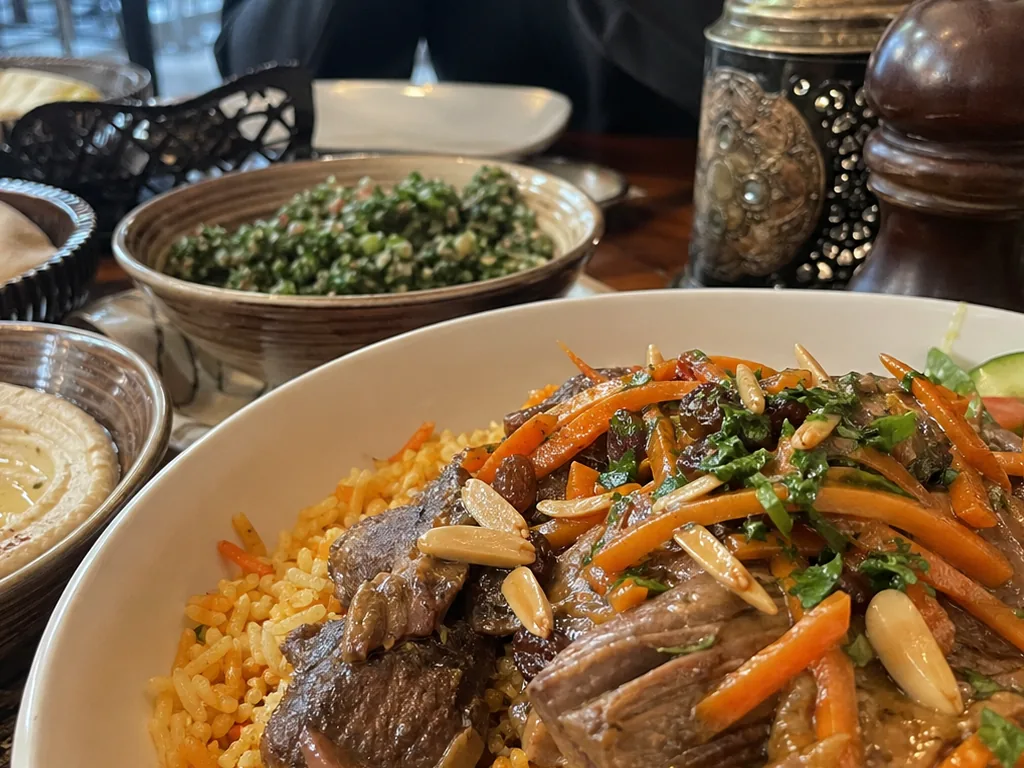 Lamm-Tajine mit Pflaumen