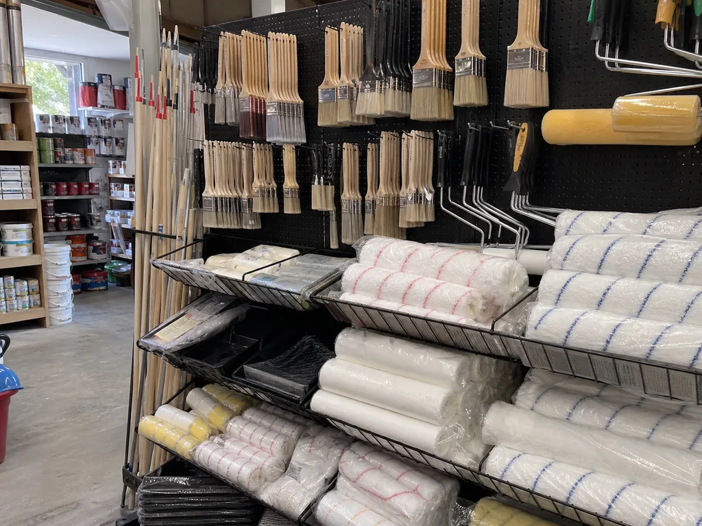 Wallpaper & coverings