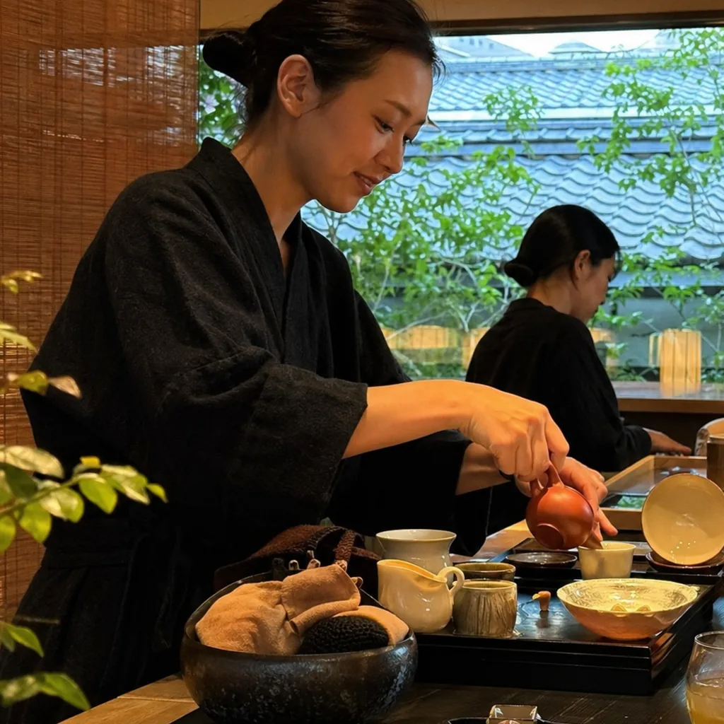 Tea House — Tea House (vue 2)